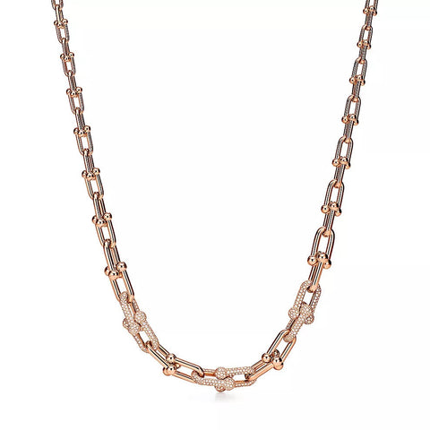 Necklaces & Pendants